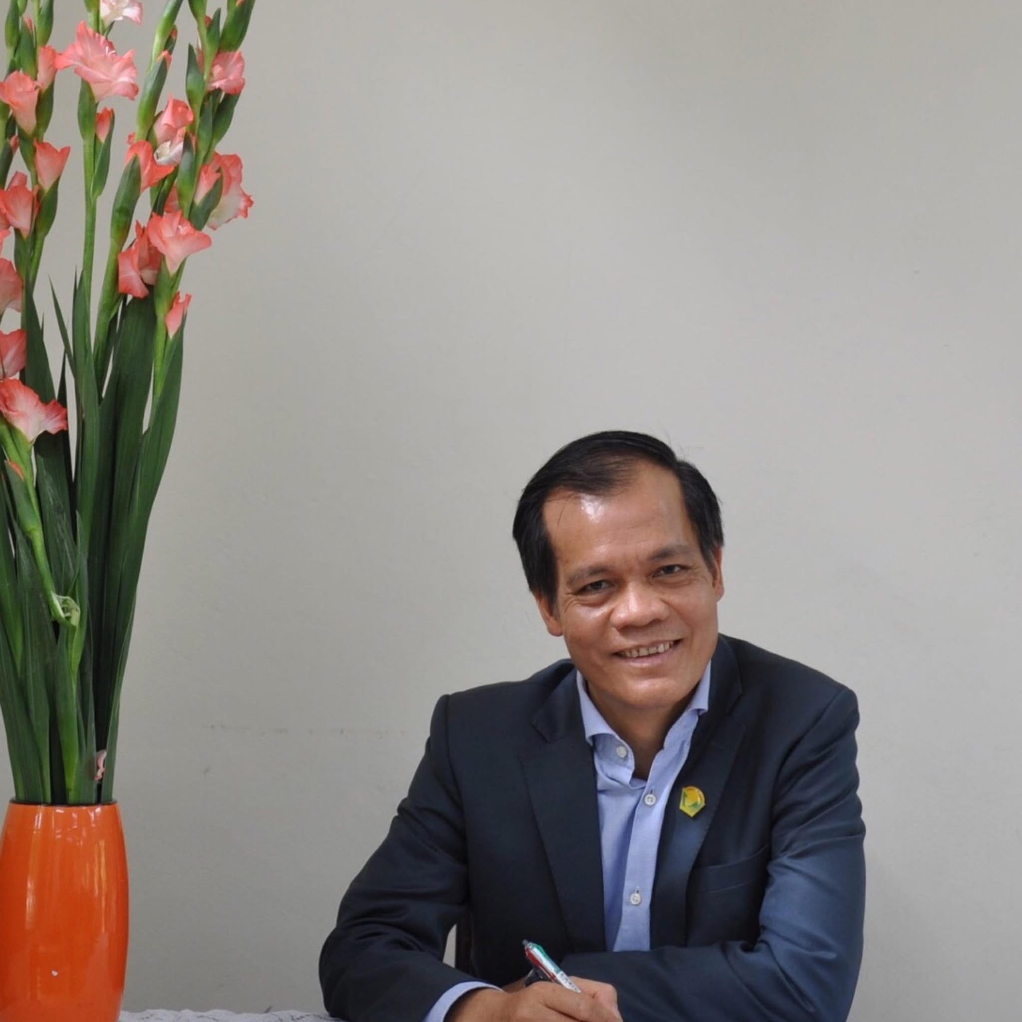 Chân dung Luật sư Nguyễn Đình Dậu